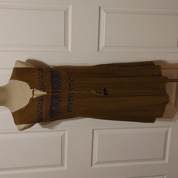 🟤🟢 Sacred Threads Dress - Picture 1 of 12